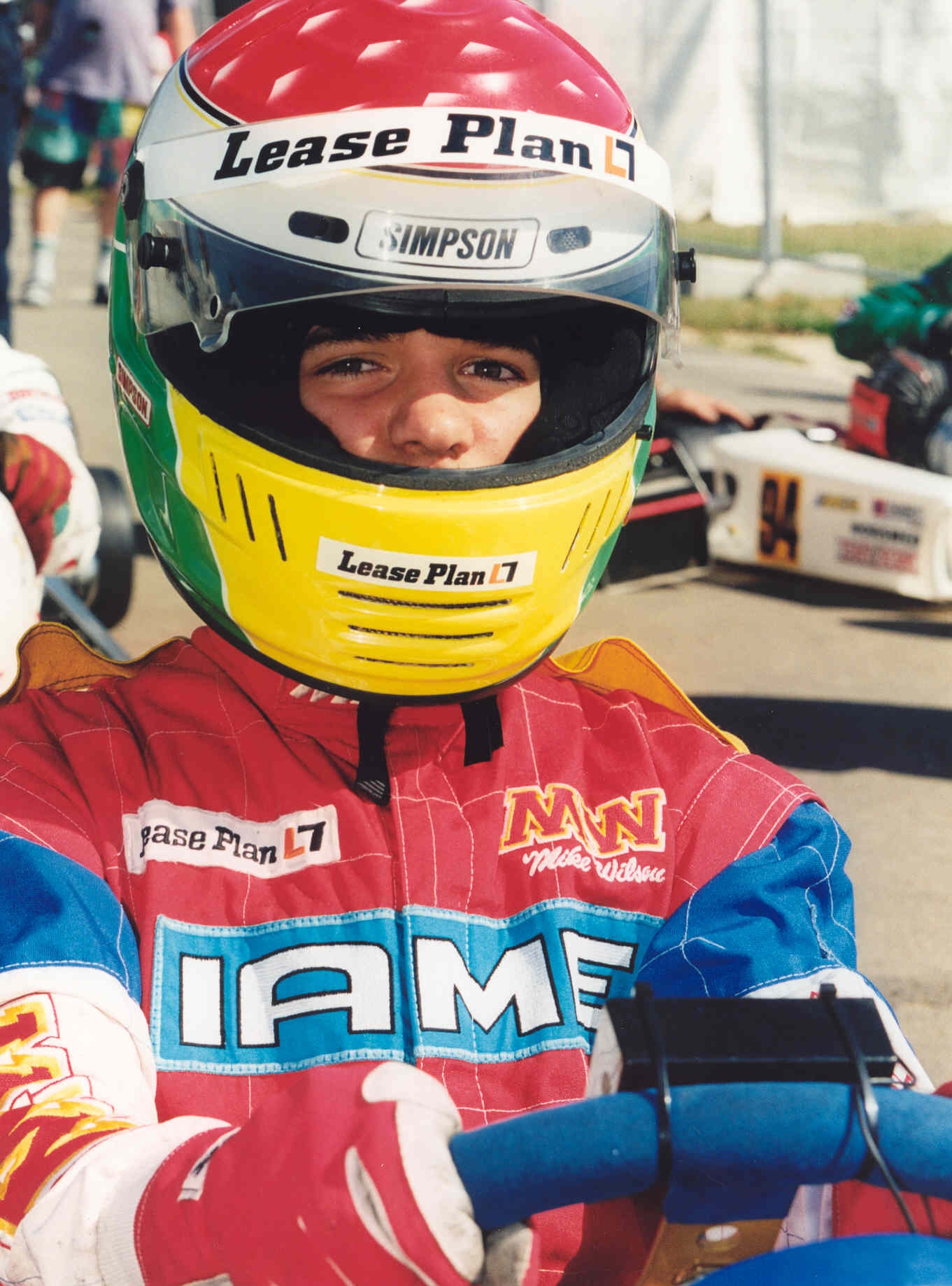Roldán Rodríguez con casco y mono de karting en el Campeonato de España Junior 1999